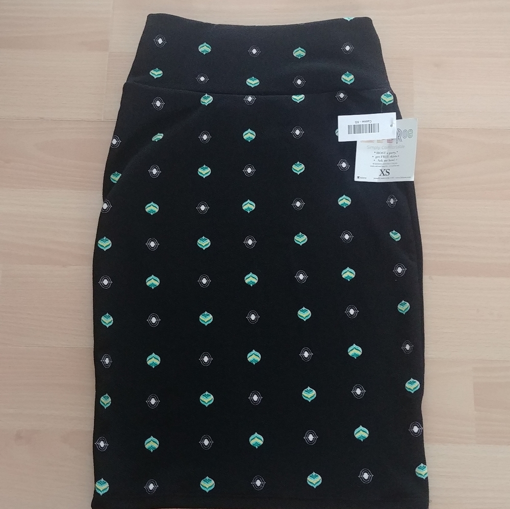 Lularoe Cassie skirt BNWT